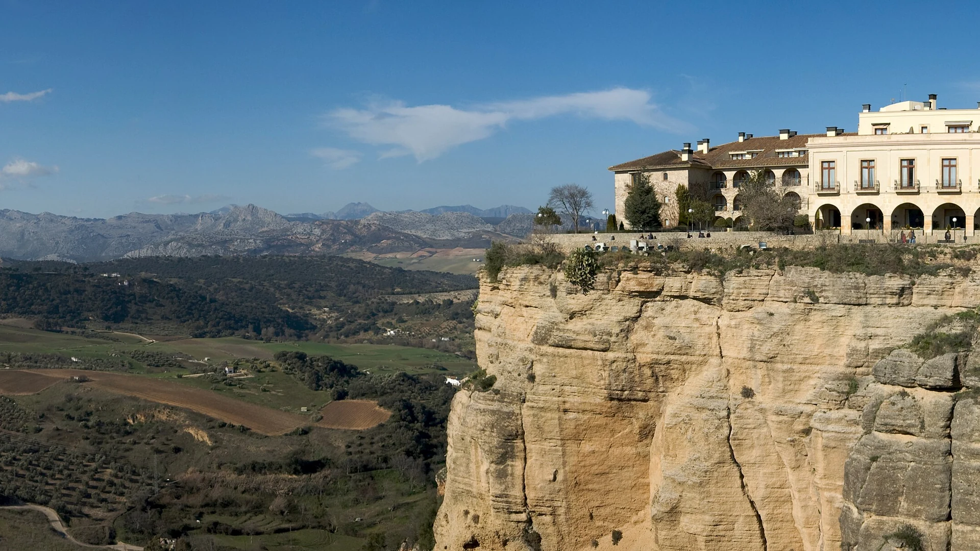 Panoramic view of the Parador de Ronda and the El Tajo gorge from across the valley