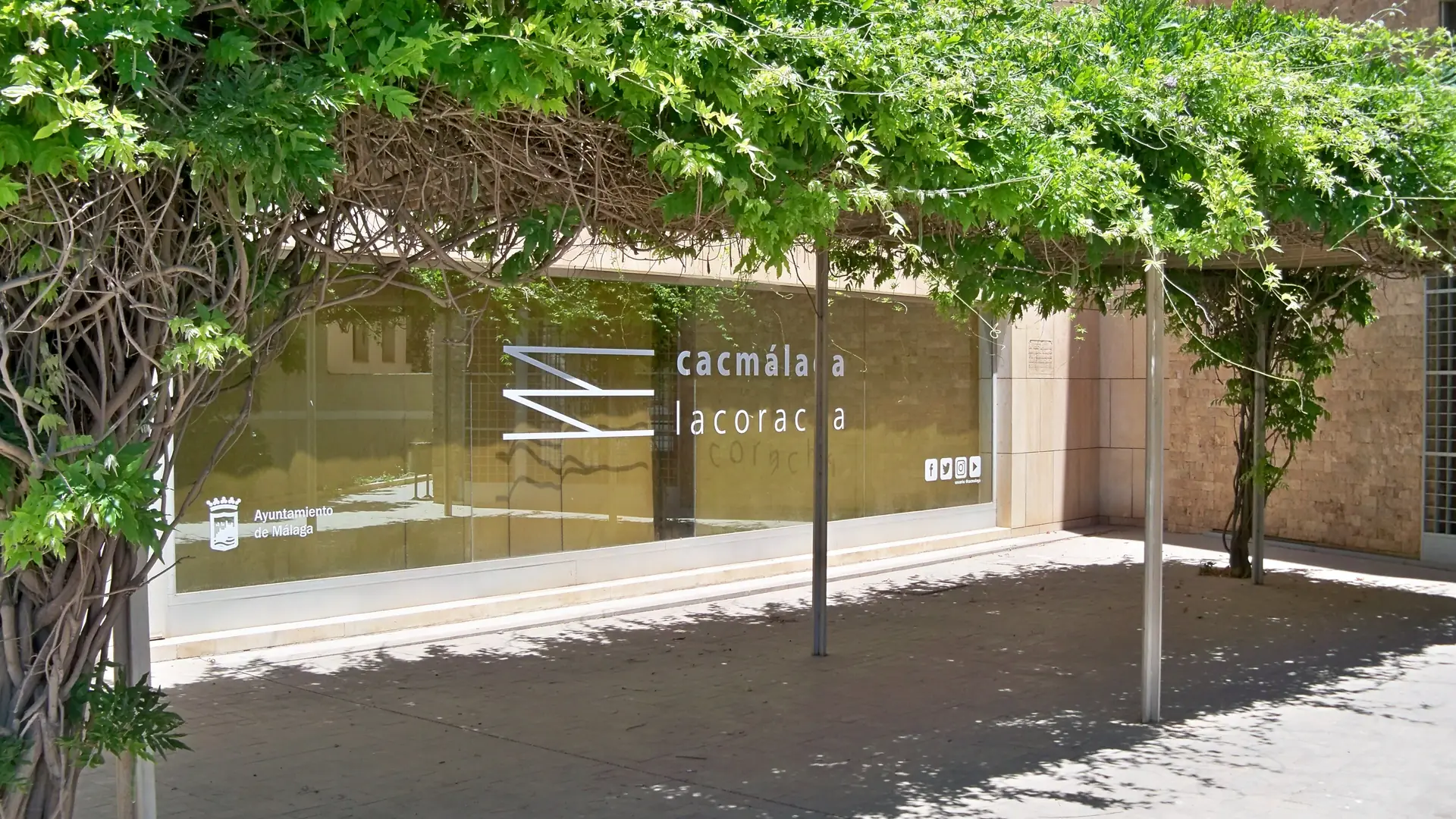 Contemporary art and street art near the CAC in Malaga's Soho district